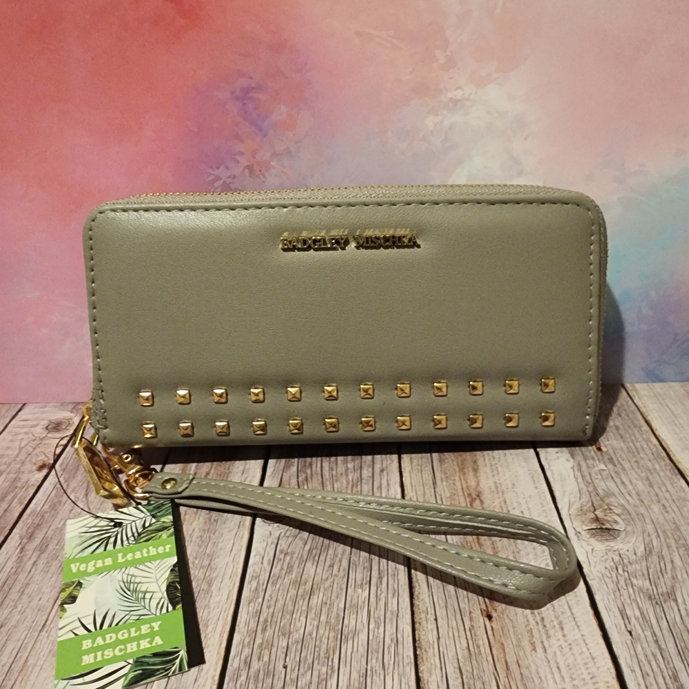 Badgley Mischka Gray Vegan Leather Wristlet